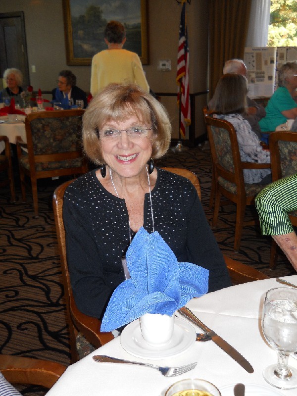 S.L.H.S. 61st Class Reunion - 9-28-2013 014